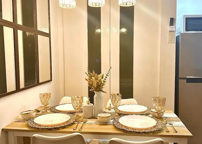 Apartment Edsa Cozy 3br Near Mrt W Netflix And Karaoke Fun